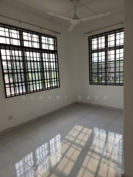 2-storey Terraced House for Rent in Bandar Rinching Seksyen 2 (Semenyih) - Rohani Daud - Interior - PropertyGuru.com.my