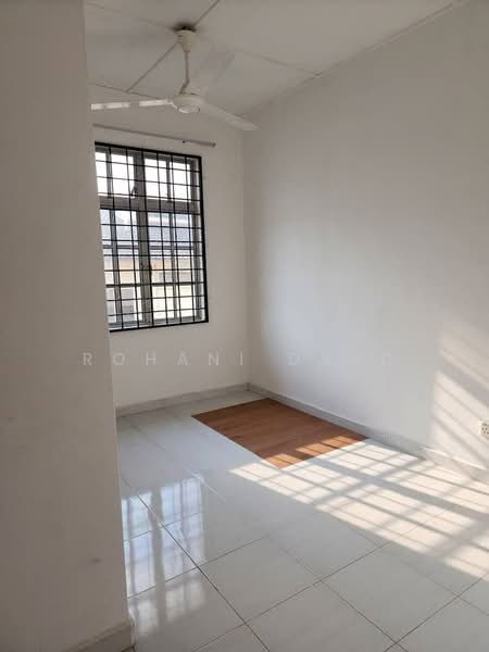 2-storey Terraced House for Rent in Bandar Rinching Seksyen 2 (Semenyih) - Rohani Daud - Interior - PropertyGuru.com.my
