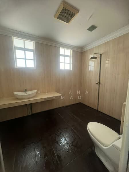 Cassis, Kota Emerald West untuk Untuk Dijual - RM 1,300,000, Feb 2026 - Bathroom - PropertyGuru.com.my