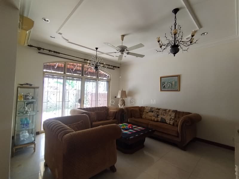 Semi-Detached House for Sale in Taman Impian Emas (Skudai) - Jacq Sim - Living Room - PropertyGuru.com.my