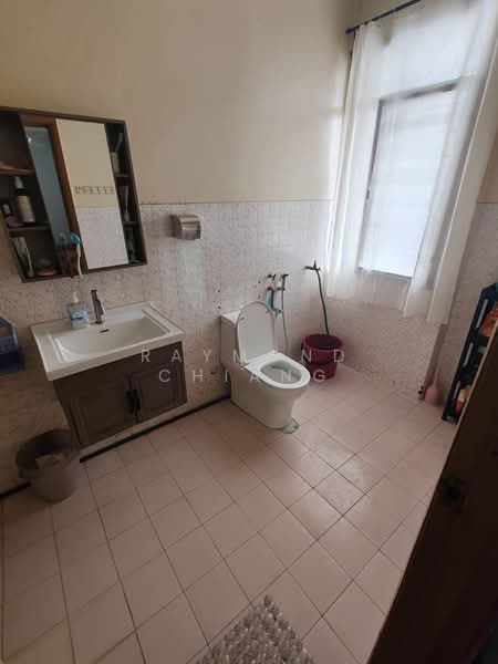 2-storey Terraced House for Sale in Taman Bukit Maluri (Kepong) - Raymond Chiang - Bathroom - PropertyGuru.com.my