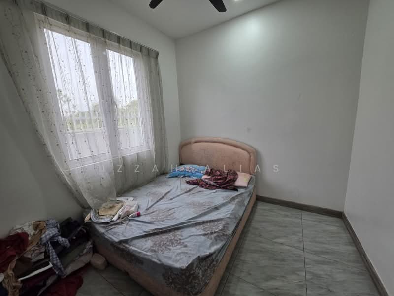 Bungalow for Sale in Bandar Mahkota Cheras (Cheras) - Izzah Alias - Bedroom - PropertyGuru.com.my