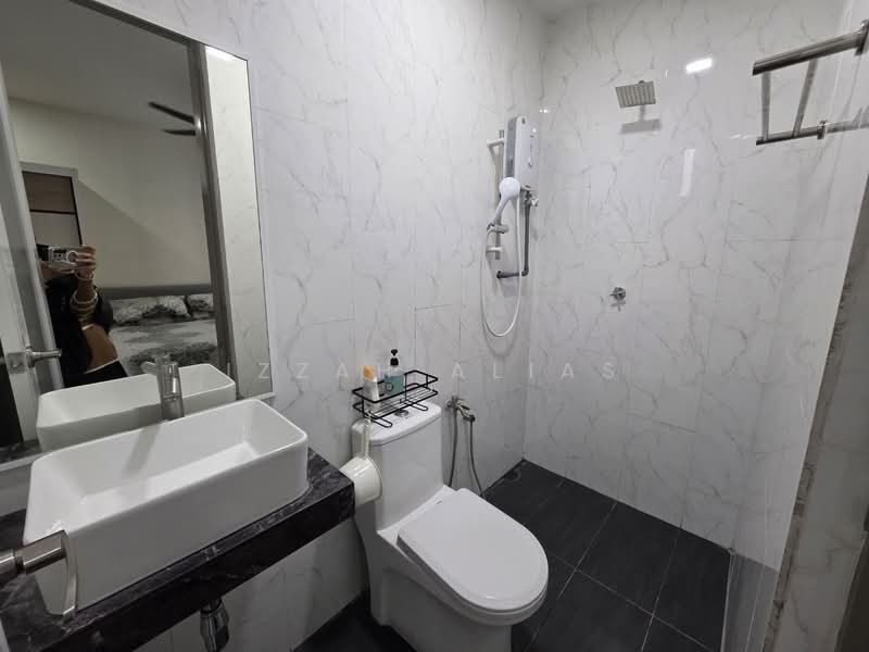 Bungalow for Sale in Bandar Mahkota Cheras (Cheras) - Izzah Alias - Bathroom - PropertyGuru.com.my