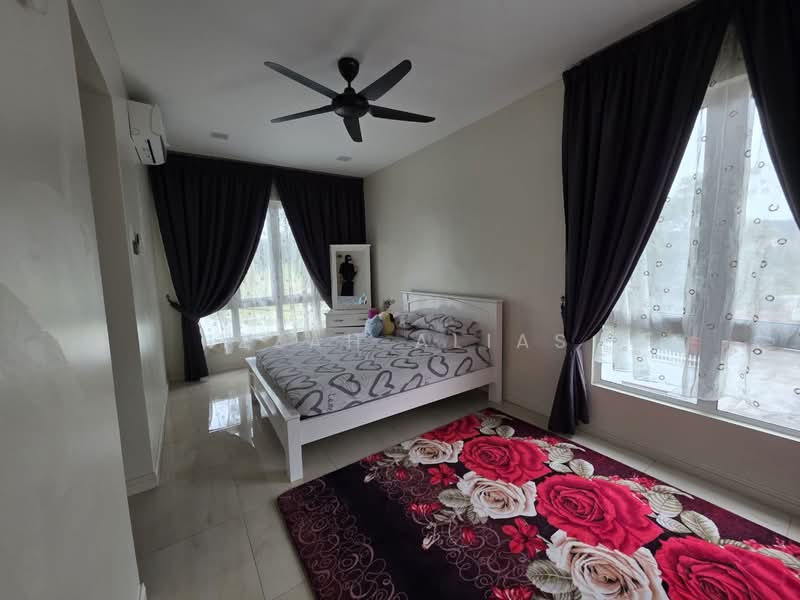 Bungalow for Sale in Bandar Mahkota Cheras (Cheras) - Izzah Alias - Bedroom - PropertyGuru.com.my