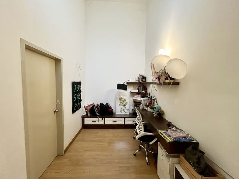 2-storey Terraced House for Sale in Semenyih (Selangor) - Najibah Sahari - Living hall - PropertyGuru.com.my