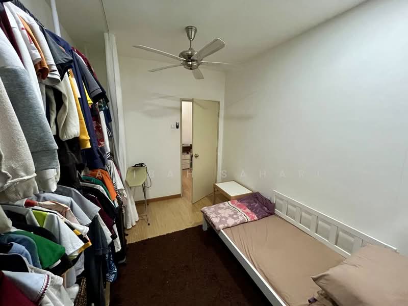 2-storey Terraced House for Sale in Semenyih (Selangor) - Najibah Sahari - Bedroom - PropertyGuru.com.my
