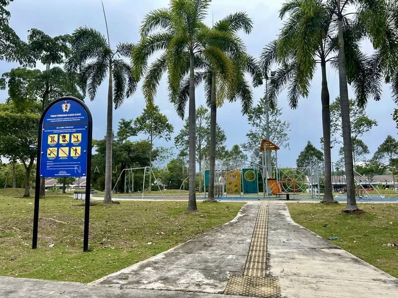 2-storey Terraced House for Sale in Semenyih (Selangor) - Najibah Sahari - Exterior - PropertyGuru.com.my