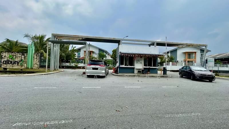 2-storey Terraced House for Sale in Semenyih (Selangor) - Najibah Sahari - Exterior - PropertyGuru.com.my
