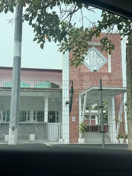2-storey Terraced House for Sale in Semenyih (Selangor) - Najibah Sahari - Exterior - PropertyGuru.com.my