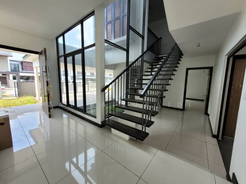 Bungalow for Sale in Elmina Gardens (Sungai Buloh) - Zalina Zubaidi - Entrance - PropertyGuru.com.my