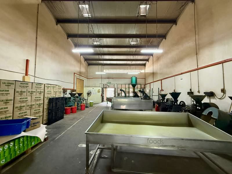 Terrace Factory for Rent in Taman Perindustrian Tampoi Jaya (Tampoi) - Angel Lee - Interior - PropertyGuru.com.my