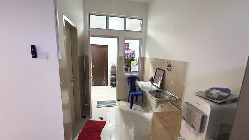 Albury 2 @ Mahkota Hills untuk Untuk Dijual - RM 420,000, Mac 2026 - Kitchen - PropertyGuru.com.my