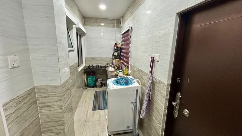 Albury 2 @ Mahkota Hills untuk Untuk Dijual - RM 420,000, Mac 2026 - Kitchen - PropertyGuru.com.my