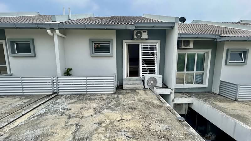 Albury 2 @ Mahkota Hills untuk Untuk Dijual - RM 420,000, Mac 2026 - Ready balcony - PropertyGuru.com.my