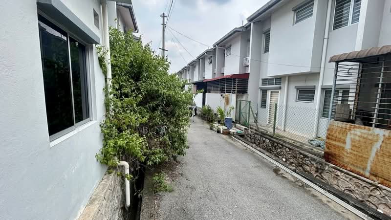 Albury 2 @ Mahkota Hills untuk Untuk Dijual - RM 420,000, Mac 2026 - Exterior - PropertyGuru.com.my
