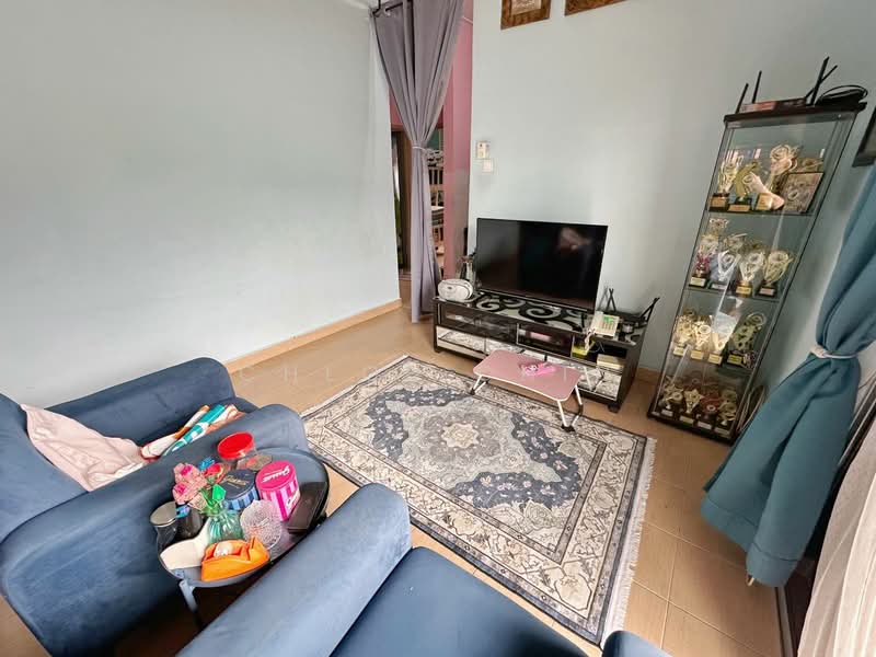 Taman Bukit Tiram untuk Untuk Dijual - RM 635,000, Mac 2026 - Living Room - PropertyGuru.com.my