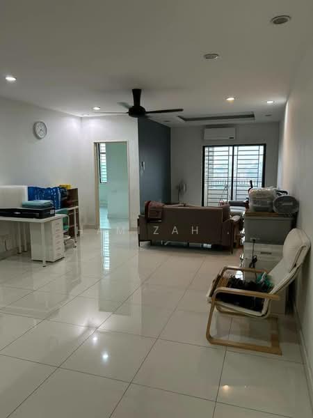 Condominium for Rent at Kristal View - Hamizah . - Living Room - PropertyGuru.com.my
