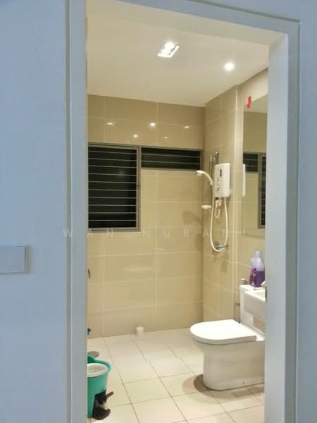 Condominium for Sale at Mirage By The Lake - Wan Nurani - Bathroom - PropertyGuru.com.my