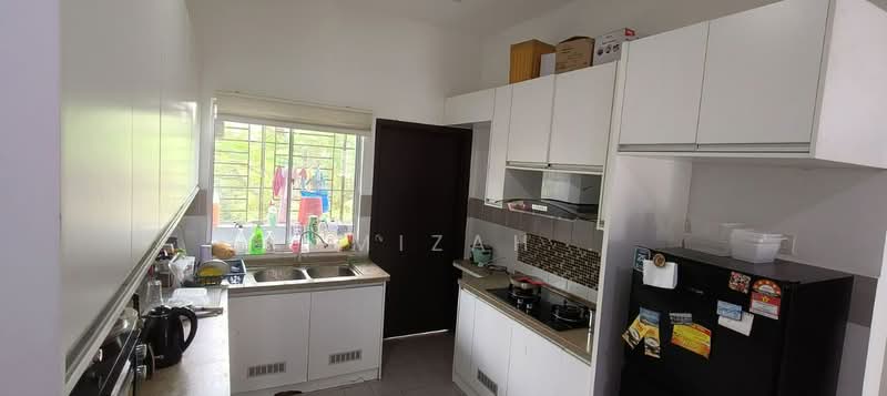 Taman Tropika 2 untuk Untuk Dijual - RM 350,000, Feb 2026 - Kitchen - PropertyGuru.com.my
