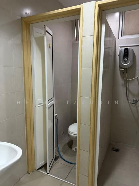 Condominium for Rent at Mutiara Ville - HELMY IZZUDIN - Bathroom - PropertyGuru.com.my
