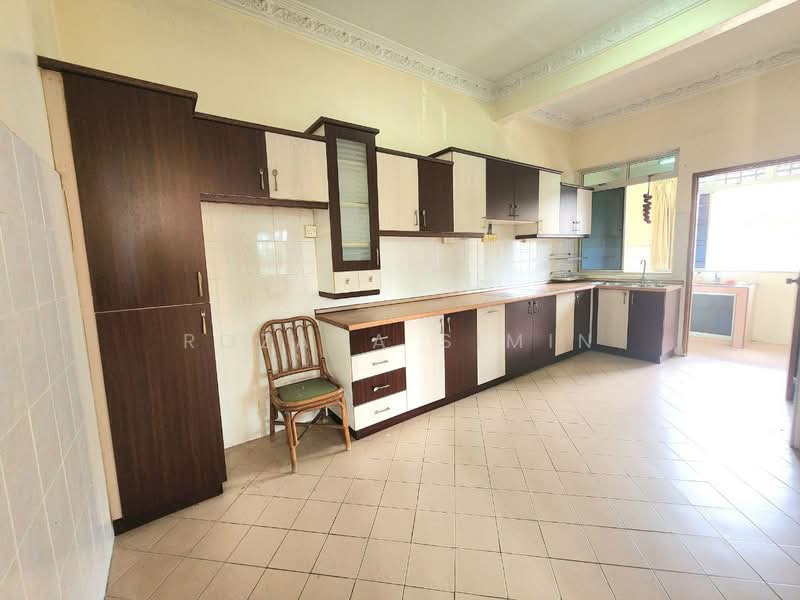2-storey Terraced House for Sale in Seremban (Negeri Sembilan) - Rozana Simin - Kitchen - PropertyGuru.com.my
