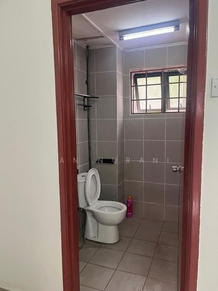 3-storey Terraced House for Rent in Taman Cheras Utama (Cheras) - Wan Nurani - Bathroom - PropertyGuru.com.my