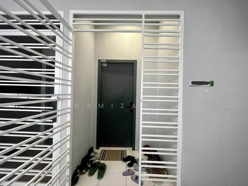 Service Residence for Rent at Kita Impian @ Cybersouth - Hamizah . - Entrance - PropertyGuru.com.my