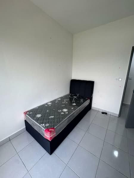 Condominium for Rent at E'Island Lake Haven - Fakurazy Abu Bakar - Bedroom - PropertyGuru.com.my