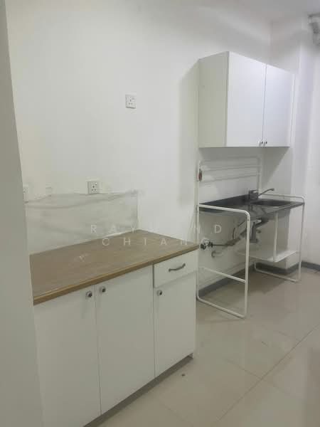 Service Residence for Rent at United Point (Residensi Berpadu) - Raymond Chiang - Kitchen - PropertyGuru.com.my