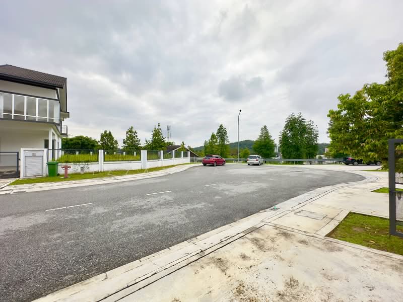 2-storey Terraced House for Sale in Rawang (Selangor) - Izzat Zamros - PropertyGuru.com.my