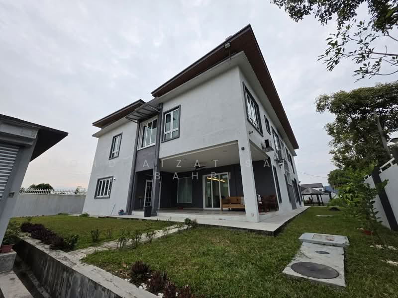 Bungalow for Sale in Bandar Mahkota Cheras (Cheras) - Mohd Aizat Saiful Bahri - Exterior - PropertyGuru.com.my