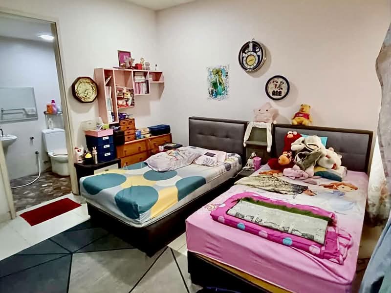 Semi-Detached House for Sale in Gombak (Selangor) - Ali Idris - Bedroom - PropertyGuru.com.my