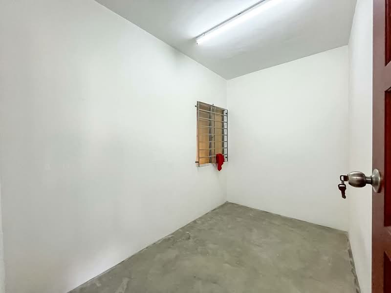 Flat for Sale at Taman Aman Perdana - Ahmad Ikhwan Arif - PropertyGuru.com.my