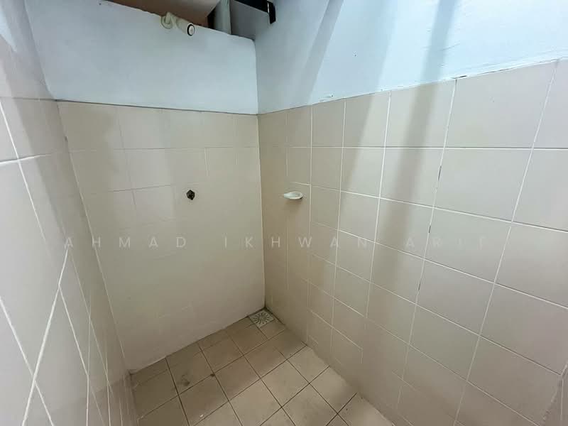 Flat for Sale at Taman Aman Perdana - Ahmad Ikhwan Arif - PropertyGuru.com.my