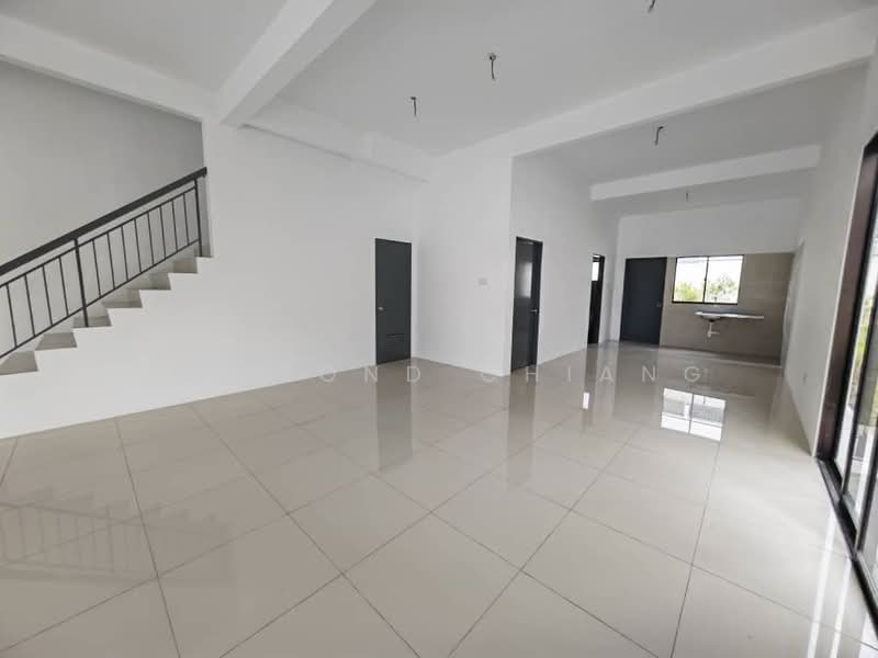 Semi-Detached House for Sale in Taman Kundang Jaya (Rawang) - Raymond Chiang - Interior - PropertyGuru.com.my