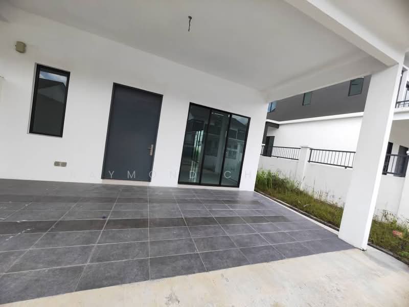 Semi-Detached House for Sale in Taman Kundang Jaya (Rawang) - Raymond Chiang - Exterior - PropertyGuru.com.my