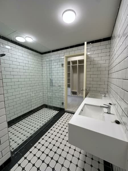 E'Island Lake Haven @ Puchong untuk Untuk Disewa - RM 2,300 /bulan, Mac 2026 - Bathroom - PropertyGuru.com.my