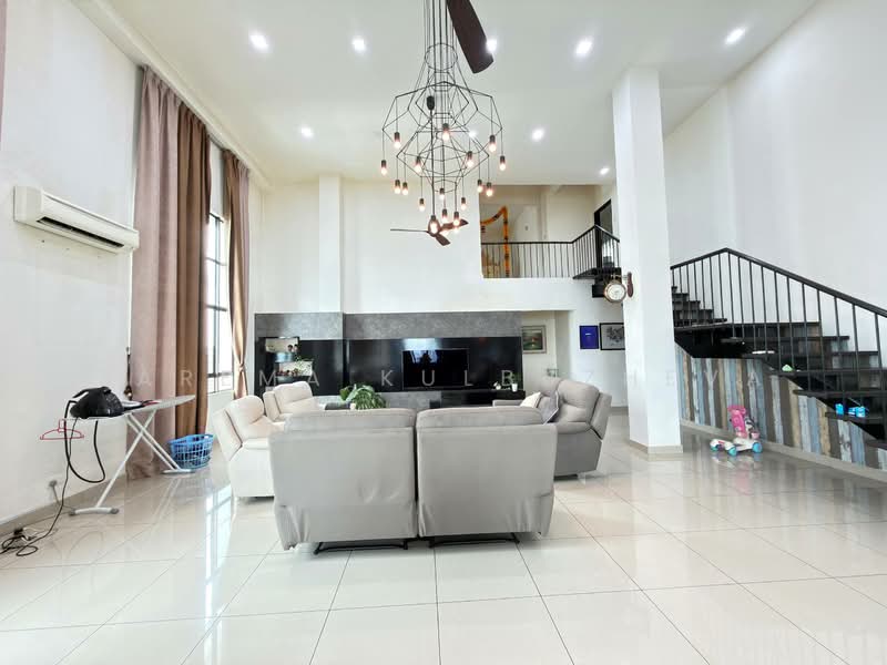 Condominium for Sale at Indah Alam (Subang Andaman) - Zarema Kulbuzheva - Living Room - PropertyGuru.com.my