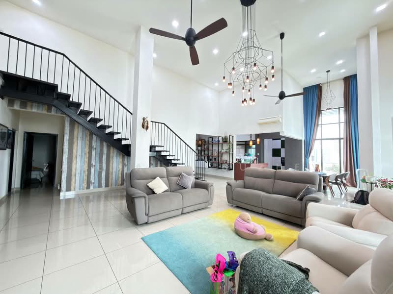 Condominium for Sale at Indah Alam (Subang Andaman) - Zarema Kulbuzheva - Living Room - PropertyGuru.com.my