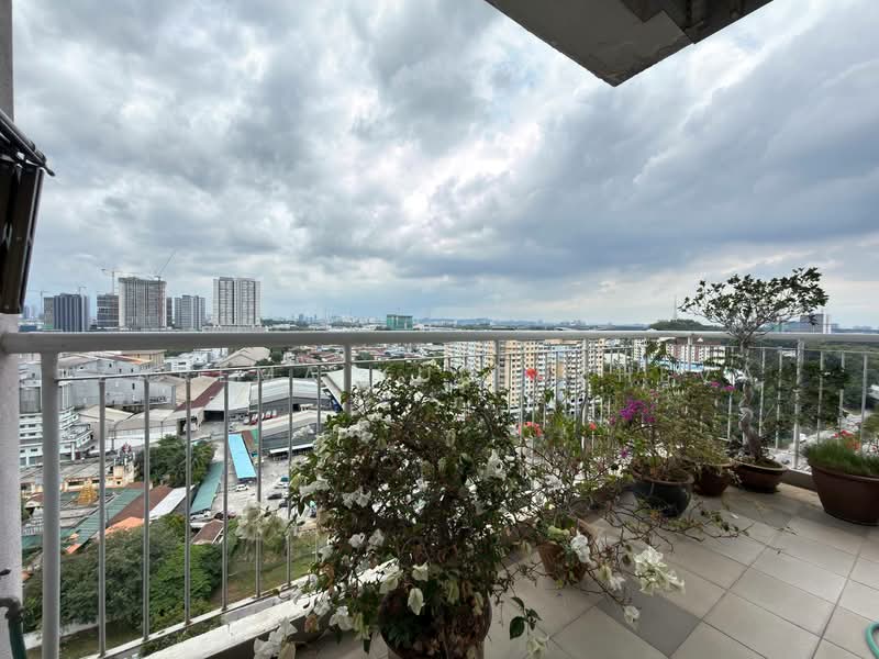 Condominium for Sale at Indah Alam (Subang Andaman) - Zarema Kulbuzheva - Balcony - PropertyGuru.com.my