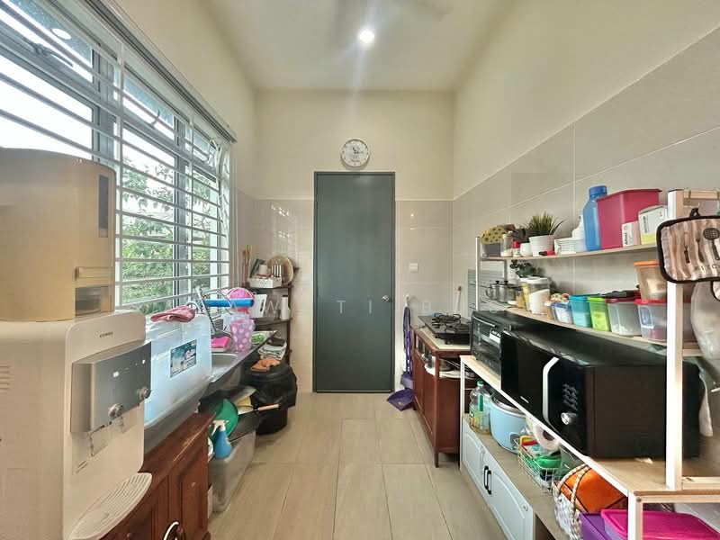 Semi-Detached House for Sale in Telok Panglima Garang (Jenjarom) - Salawati Busro - Kitchen - PropertyGuru.com.my