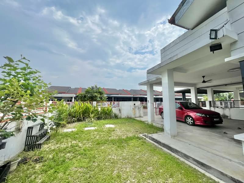 Semi D Single Storey Jalan Lombong Seksyen 29 Shah Alam untuk Untuk Dijual - RM 490,000, Mac 2026 - Exterior - PropertyGuru.com.my