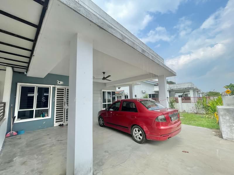 Semi D Single Storey Jalan Lombong Seksyen 29 Shah Alam untuk Untuk Dijual - RM 490,000, Mac 2026 - Exterior - PropertyGuru.com.my