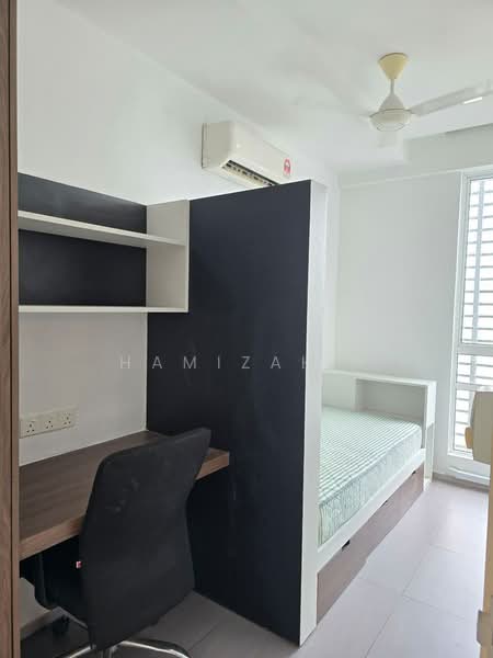 Garden Plaza untuk Untuk Dijual - RM 330,000, Feb 2026 - Bedroom - PropertyGuru.com.my