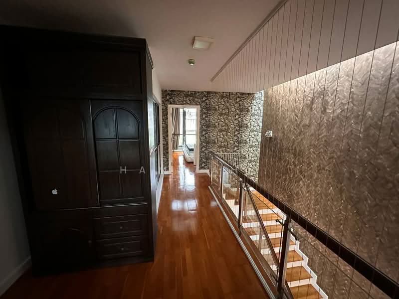 3-storey Terraced House for Sale in Cyberjaya (Selangor) - Hamizah . - Corridor - PropertyGuru.com.my