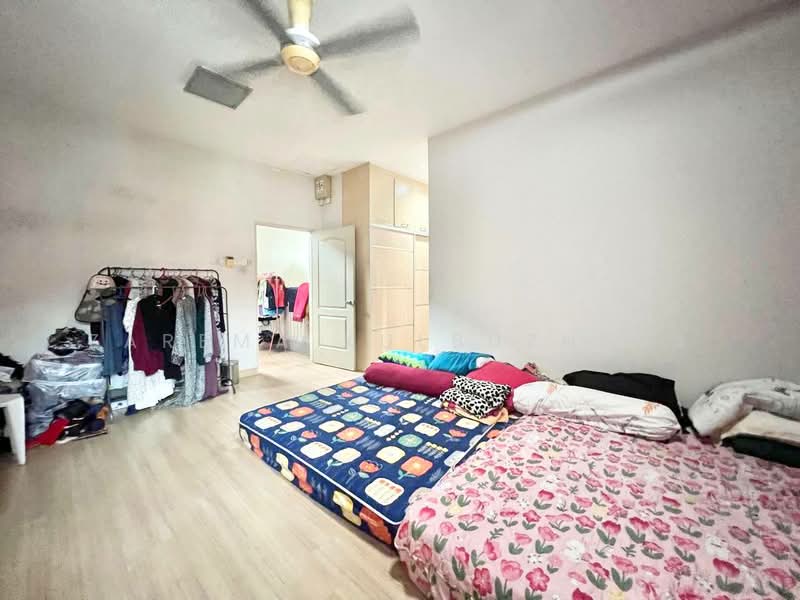 2-storey Terraced House for Sale in Bangi (Selangor) - Zarema Kulbuzheva - Bedroom - PropertyGuru.com.my
