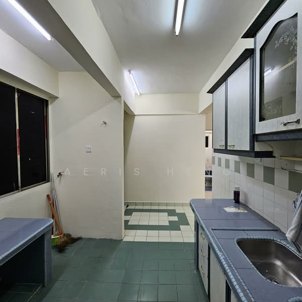 Apartment for Sale at Prisma Perdana - Aeris Heng - Kitchen - PropertyGuru.com.my