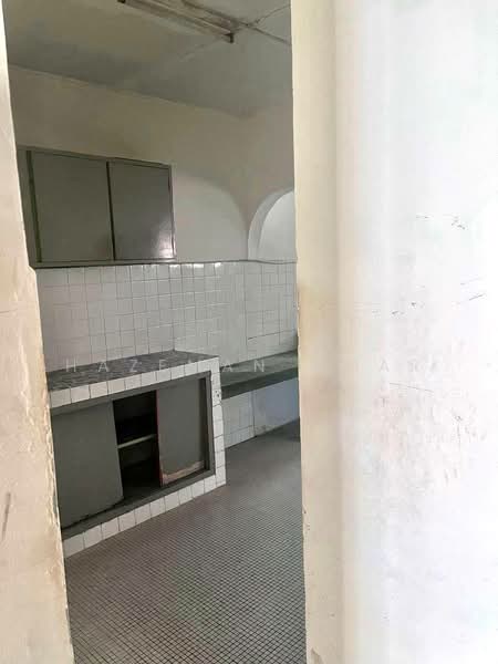 [22x75 - Facing Open] 1-Storey SS 5A Kelana Jaya untuk Untuk Dijual - RM 650,000, Mac 2026 - Kitchen - PropertyGuru.com.my