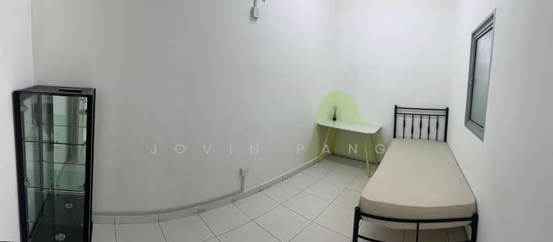 For Rent - The Golden Triangle Condominium