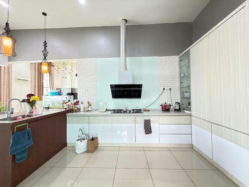 Condominium for Sale at Indah Alam (Subang Andaman) - Laili Mihdar - Kitchen - PropertyGuru.com.my